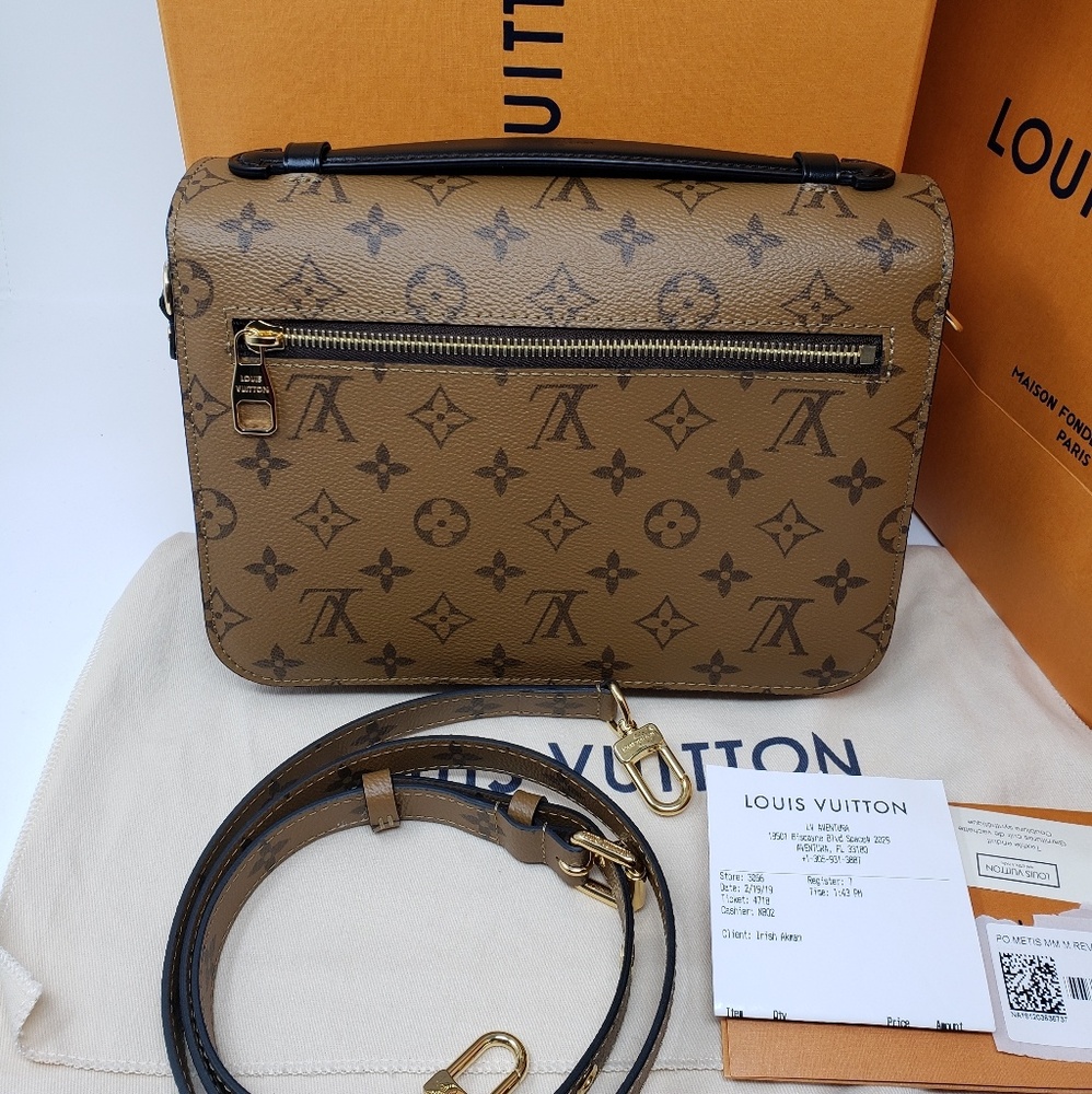 Brand New w/Tag Louis Vuitton Pochette Metis Bag - Picture 2 of 8